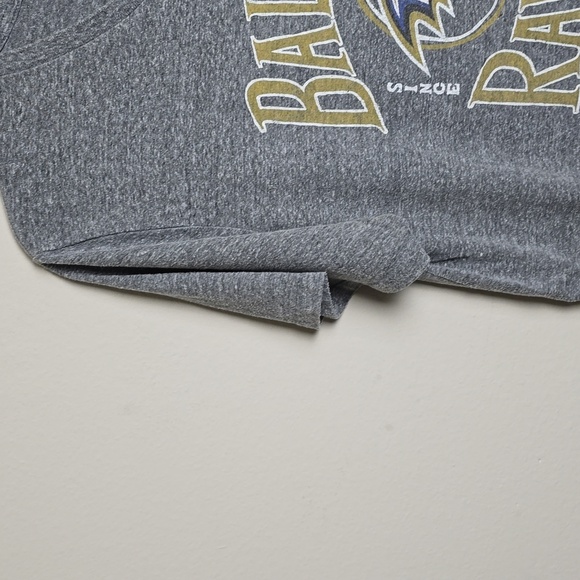 Men's Baltimore Ravens Shirt - Picture 4 of 6